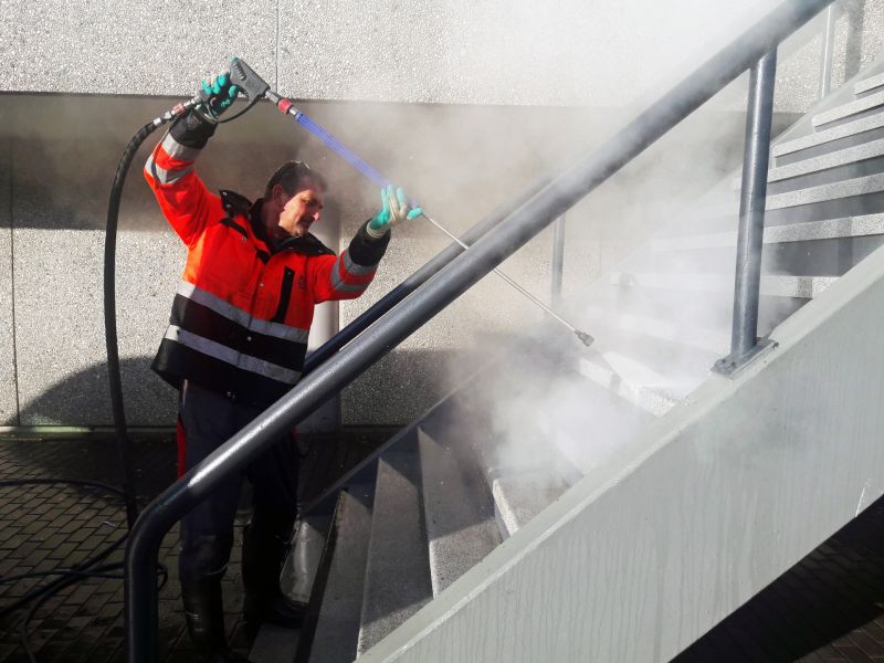 Commercial Pressure Washing by Summit Facility Solutions Inc.