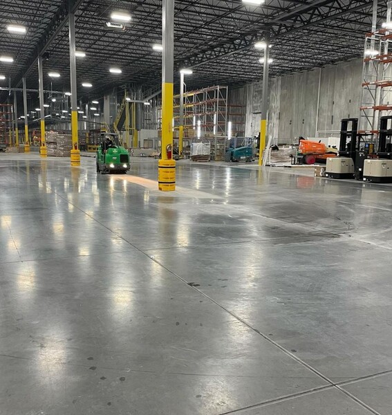 Commercial Warehouse Cleaning in East Meadow, NY (5)